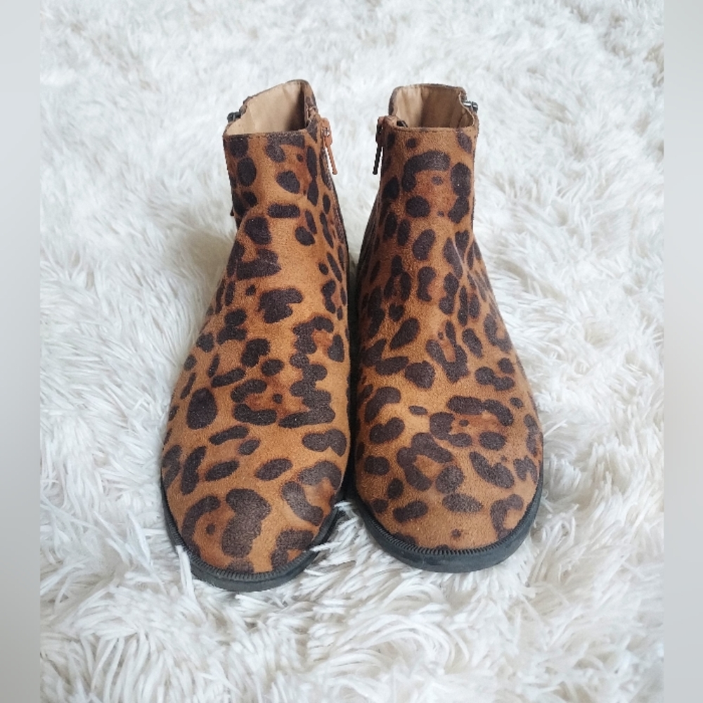 Leopard Print Booties - Picture 2 of 3